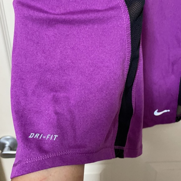 🐝 Nike Dryfit long sleeve shirt - Picture 9 of 9